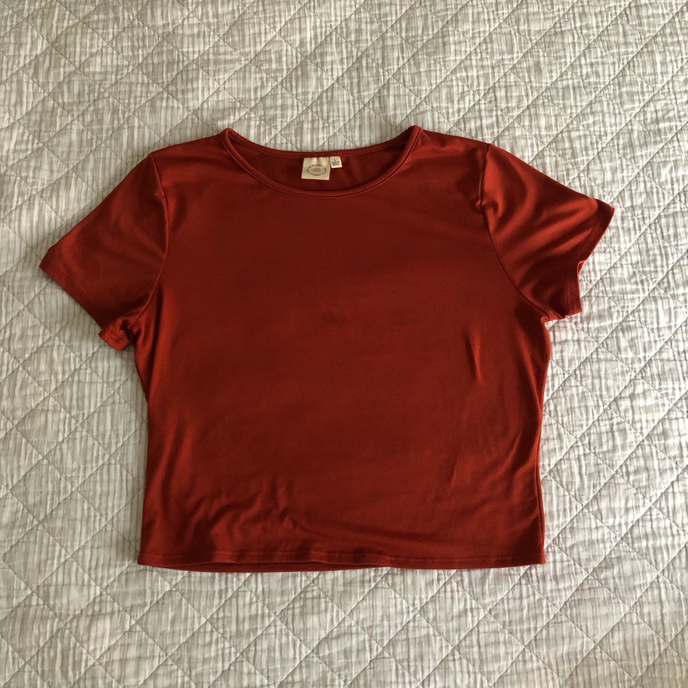 Crop top